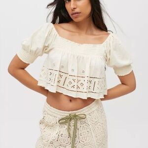 Urban Outfitters Dakota Eyelet Cropped Blouse Sz Large